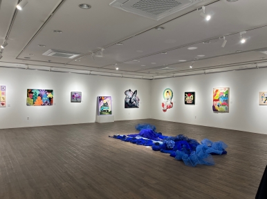 작품 썸네일